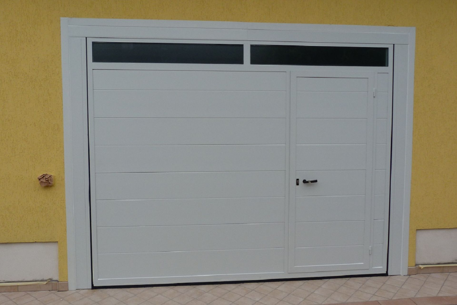 Portoni basculanti da garage